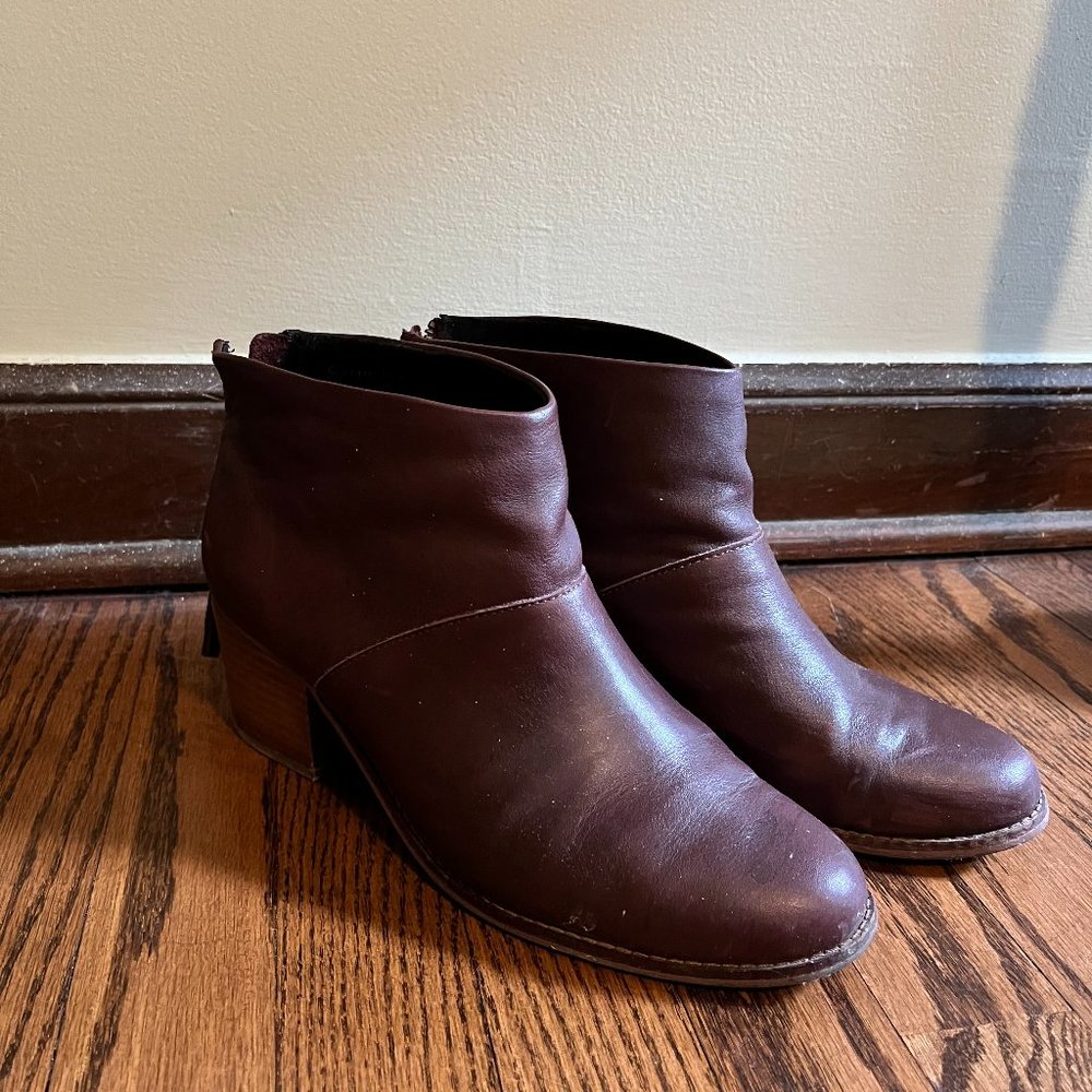 TOMS Carpe Diem Leila leather ankle booties